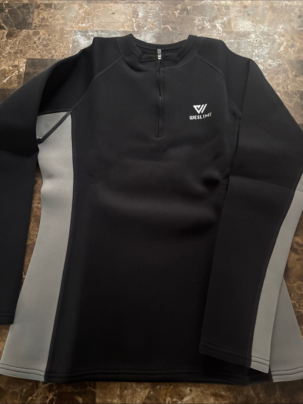 BNIB Weslimit Men’s Black Swim Top Lsz